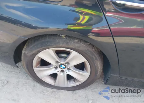 2012 BMW 528I xDrive из США, поврежденный, VIN WBAXH5C58CDW10976